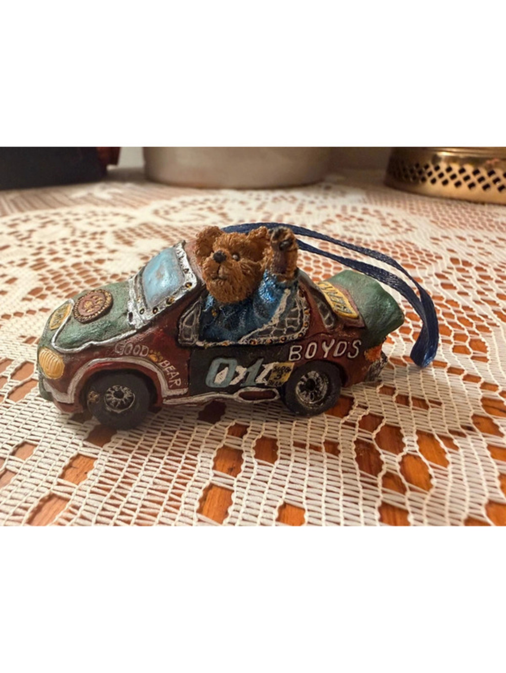 Boyds Bears 2001 Racing Bear Car Christmas Ornament No. 014